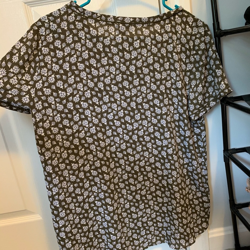 ✨NWT✨ Ann Taylor top